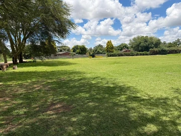 Commercial & Industrial Land