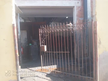 Warehouse & Factory
