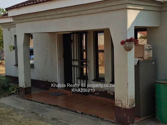 GOODHOPE WESTGATE LAND with a 2-BEDROOM COTTAGE FOR SALE