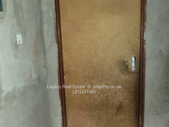 Ready for Deed: 3-Bedroom House on 375m² Stand