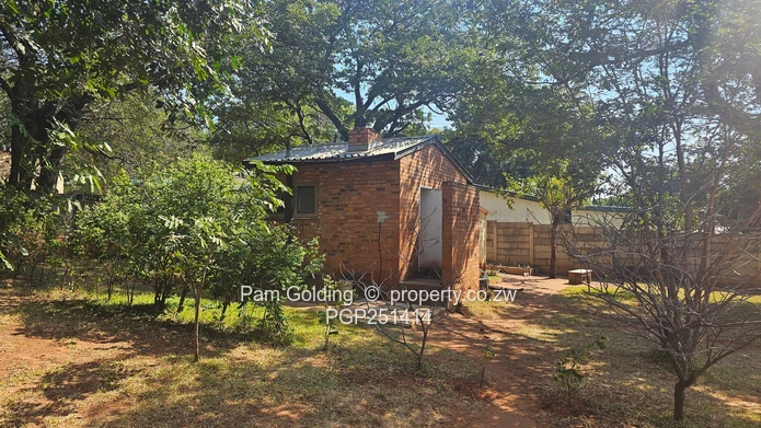 Large Property in the Heart of Residential Victoria Falls (Sole Mandate)