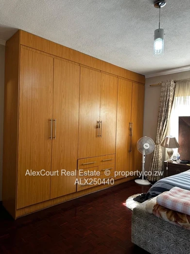 Prime Upper Avenues Towhouse On Sale! (Sole Mandate)