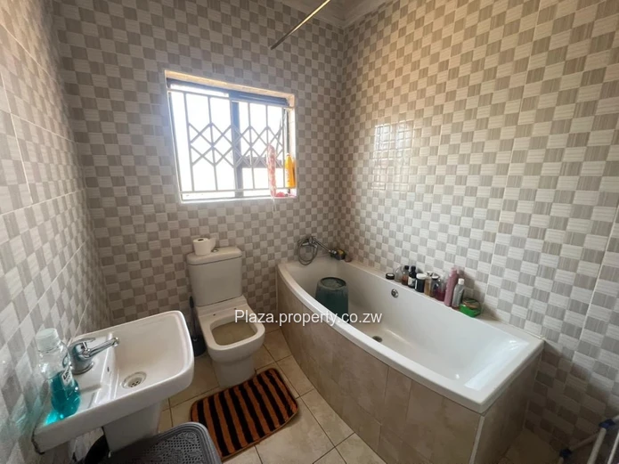 Serene Oasis in Manresa Estate: A Rare Gem Awaits