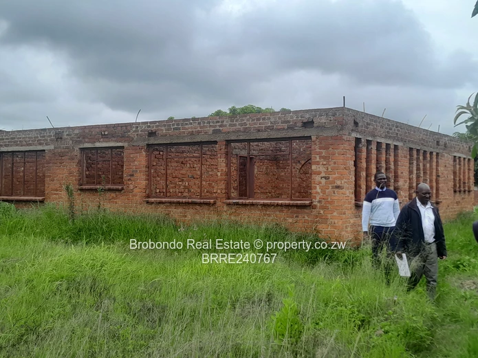 Incomplete Whitecliffe house for sale!