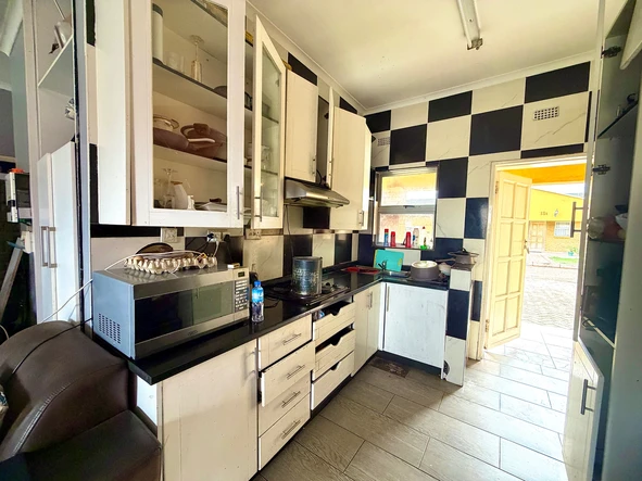 2 Bedroom Garden Flat