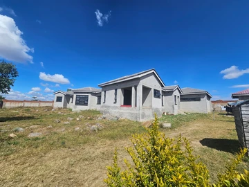 6 Bedroom House
