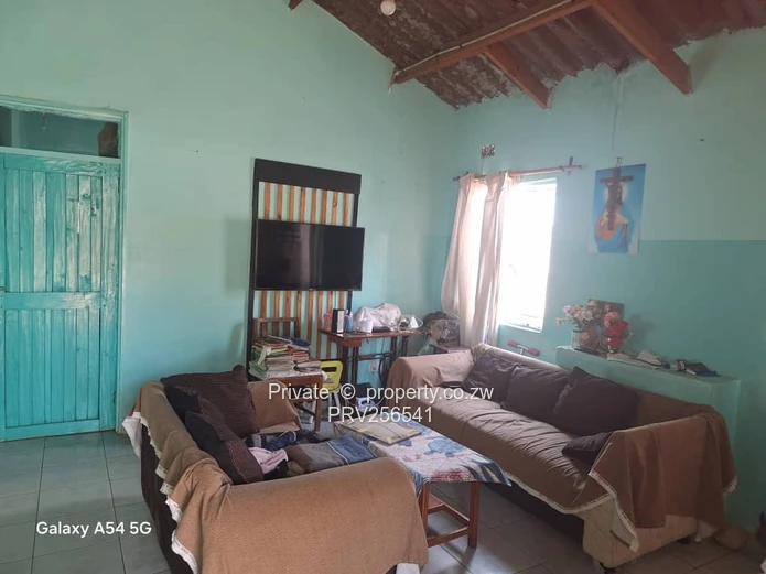 Chitungwiza Unit O, house for sale