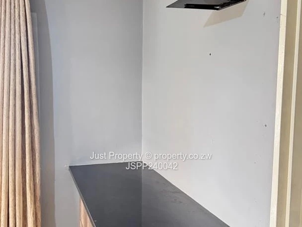 5 Bed luxurious home: Budiriro Cabs Project: To RENT (Sole Mandate)