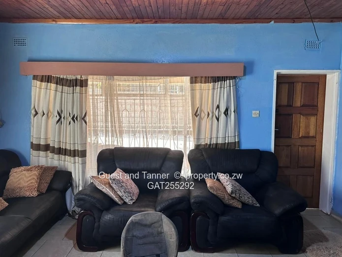PROPERTY FOR SALE: Chikanga Phase 2 , Mutare 