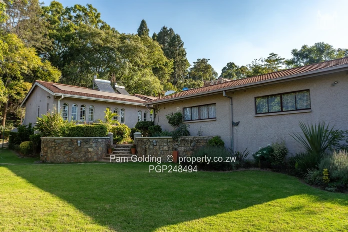6 Bedroom House With Excellent Water (Sole Mandate)