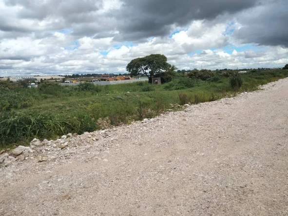 Commercial & Industrial Land