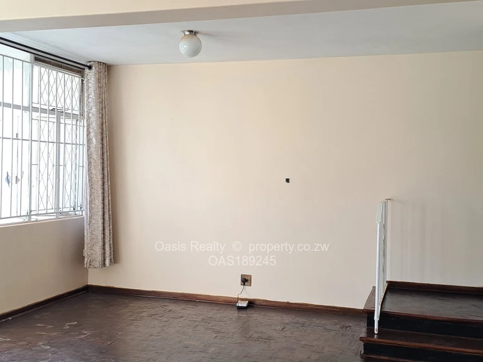 Neat garden flat to let in Avondale West