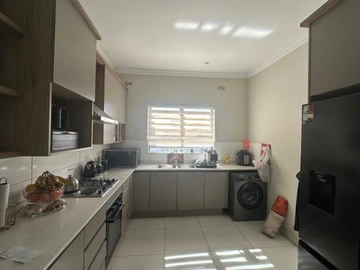 4 Bedroom Garden Flat