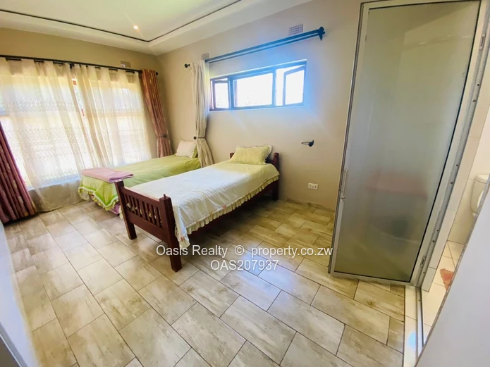 4 Bed House For Rent Close To The Airport Available for 1st of January