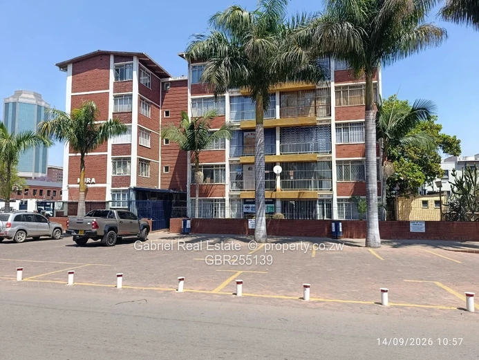 3-Bed Apartment in Harare CBD . Very ideal for  commercial and residential use.  