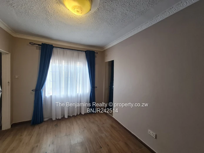 2 Bedroom Cottage to Let