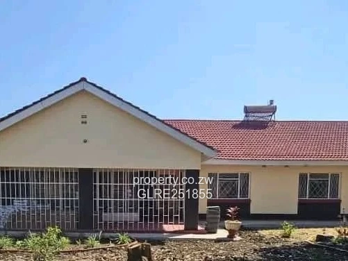 Marlborough 4-Bed Home with Modern Kitchen & Borehole