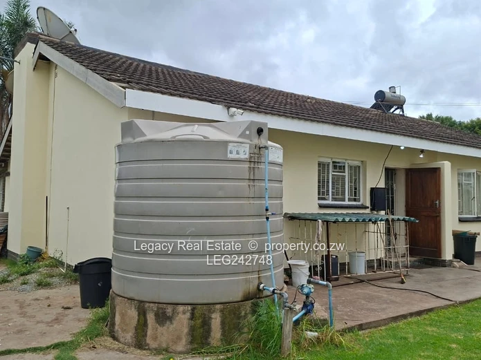 Well-Maintained 3 Bedroom Home on 998sqm Stand