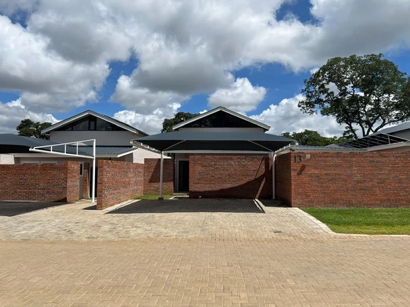 3 Bedroom Flat & Apartment