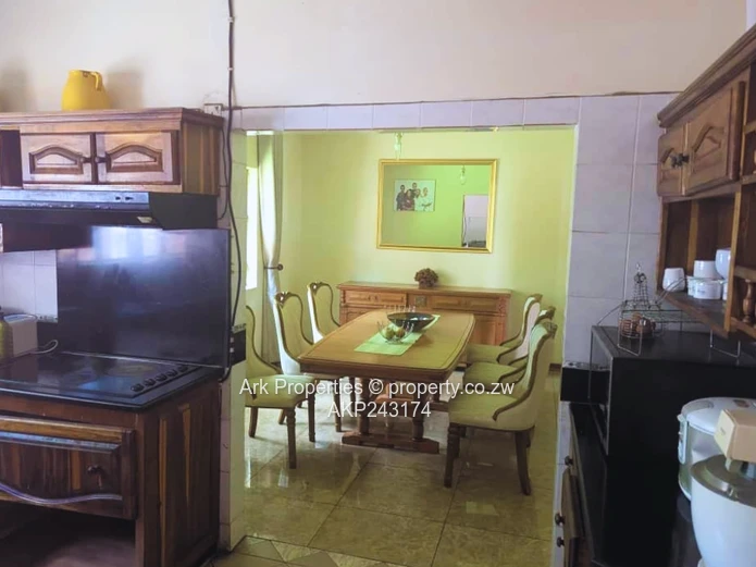 4 Bedroomed House For Sale In Borrowdale Brooke