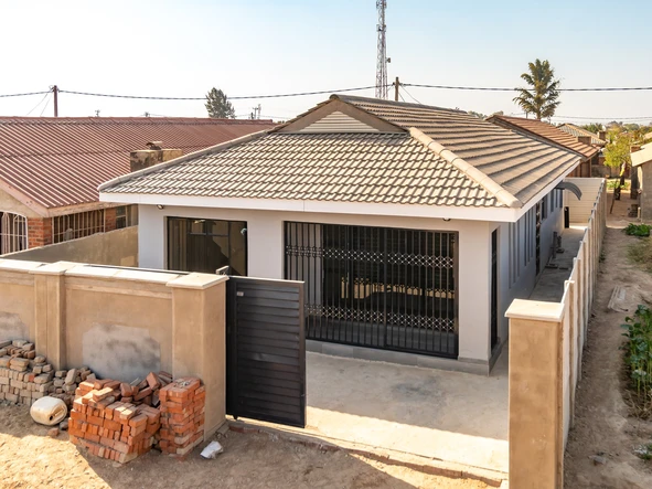 5 Bedroom House