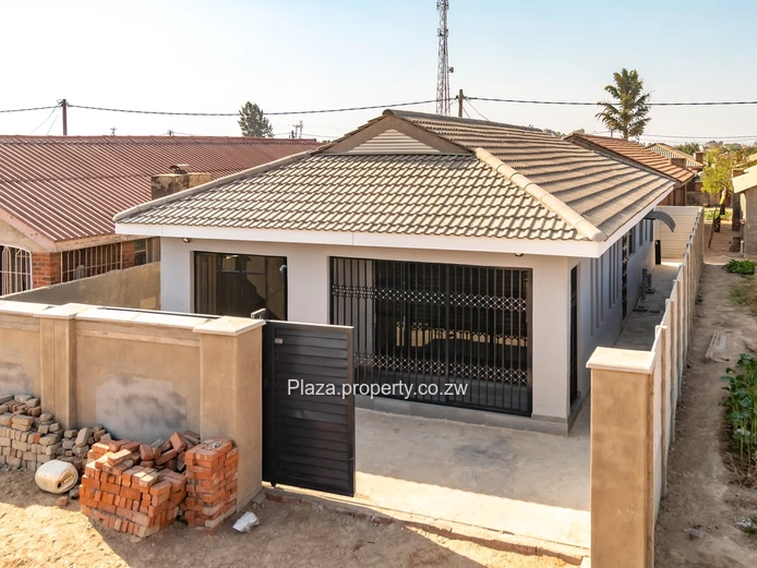 Beautiful 5-Bedroom Home In Maridale, Norton