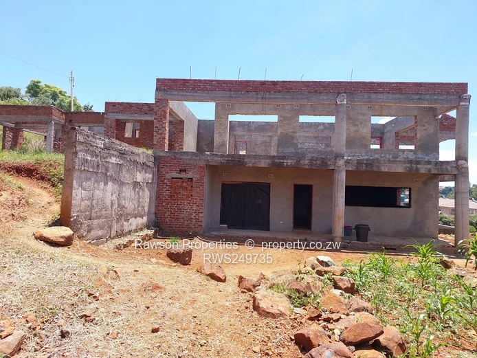 Unfinished split-level 4-bed with panoramic Brookview views (Sole Mandate)