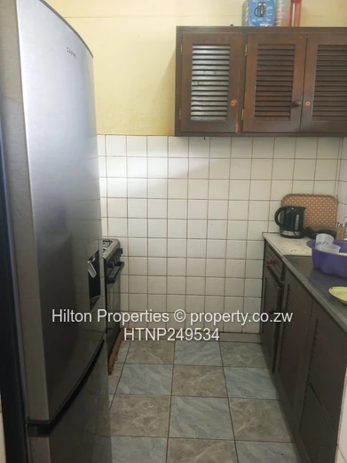 Eastlea 2-Bed Apartment — Borehole & Parking