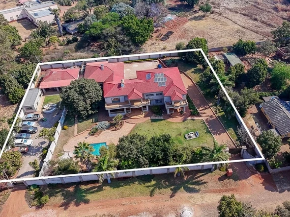 7 Bedroom House