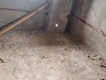 5 Bedroom Flat & Apartment