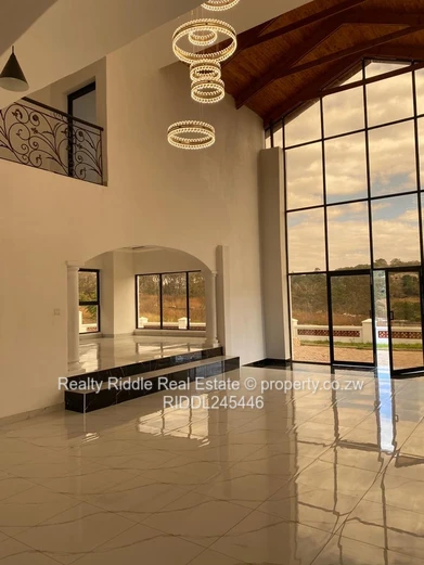 Helensvale cluster development incomplete.