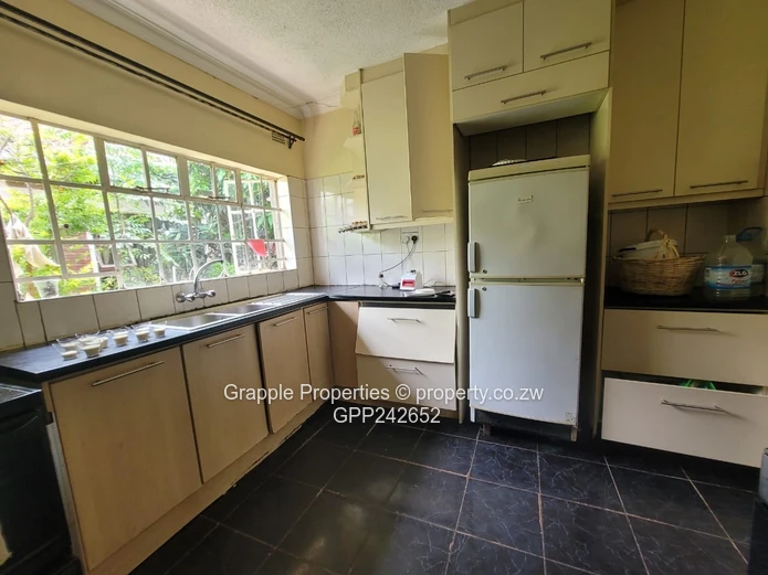 Madokero house to let