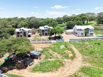 6 Bedroom Flat & Apartment