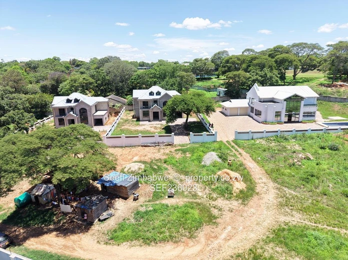 A choice of 3 luxurious clusters-4000sqm