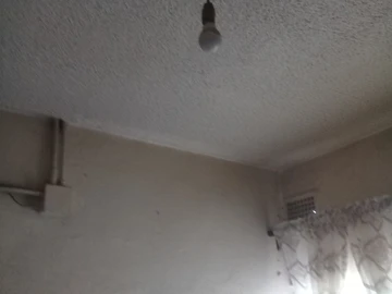 2 Bedroom Flat & Apartment