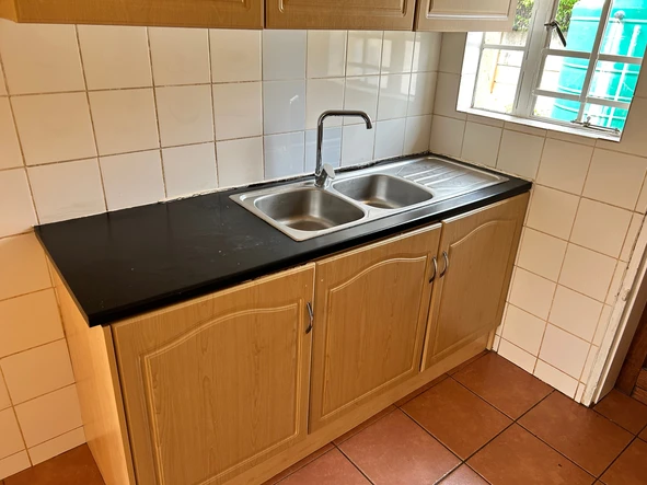 2 Bedroom Garden Flat