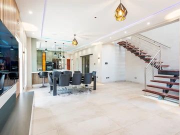 Modern 4-Bedroom Cluster Home in Westgate, Good Hope