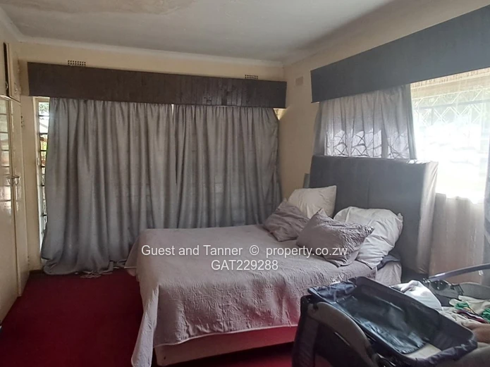 4-bedroomed house is situated in the desirable Sunridge area