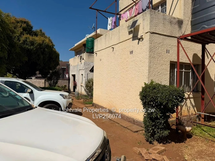 Flats for sale in Avondale  (Sole Mandate)