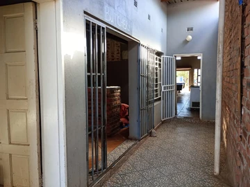 Shop & Retail Property