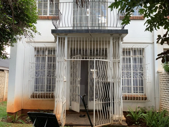 2 Bedroom Garden Flat