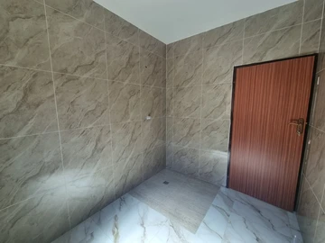 3 Bedroom Garden Flat