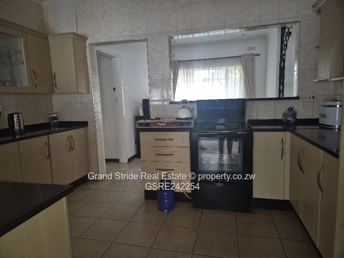 Commercial Property For Rent In Braeside