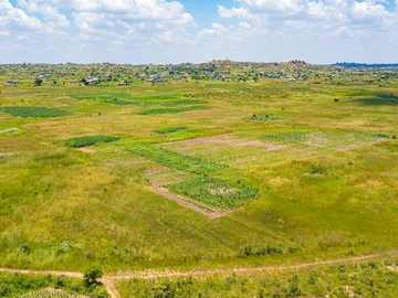 Commercial & Industrial Land