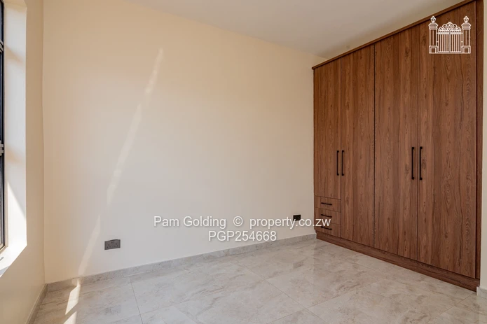 Newly Built 5-Bedroom Home In Mount Pleasant Heights