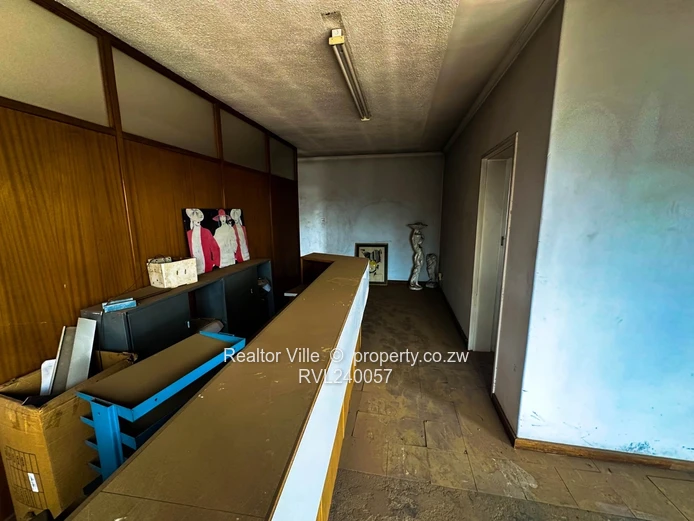 Ardbennie Factory/Warehouse – 5,690m² on 7,399m², Borehole