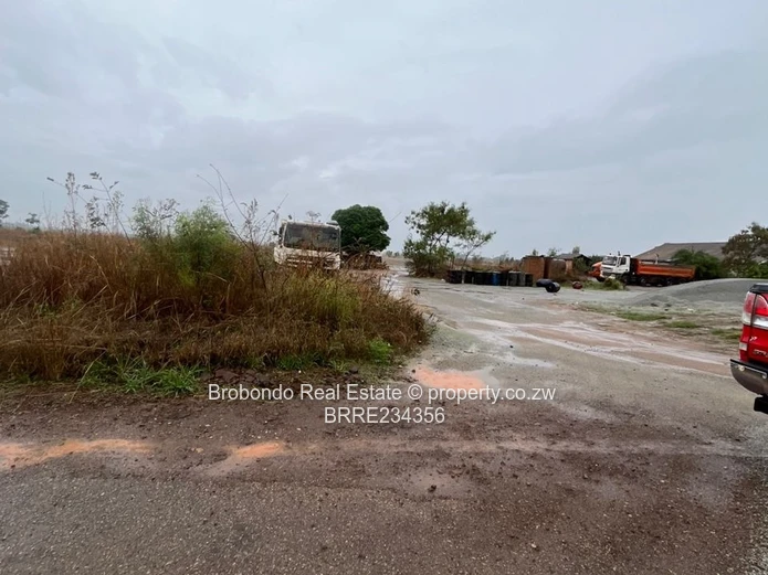 Nyabira Luna Park Stands for sale, full Christmas Package! US$30/sqm