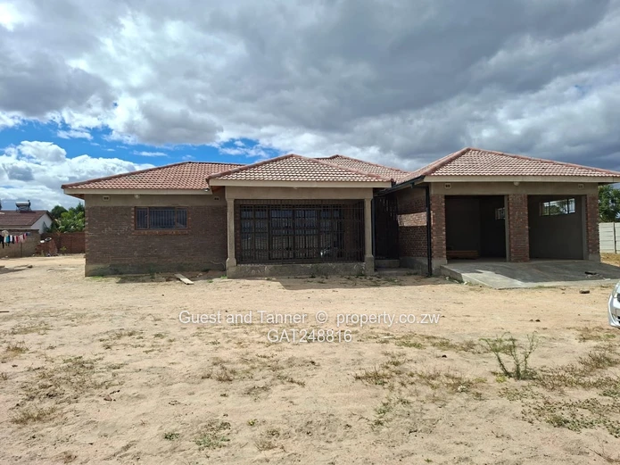 Incomplete House For Sale In Zimre Park