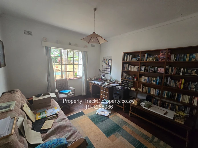 Idyllic Family Home situated on an Acre