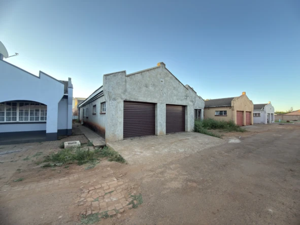 3 Bedroom Flat & Apartment